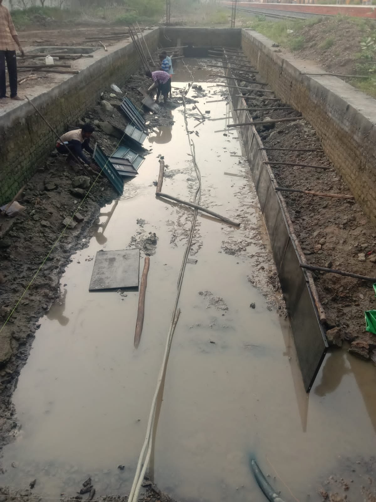 Long-Distance Line Pump Pipe Routing